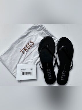 TKEES Leather Sandals in Black
